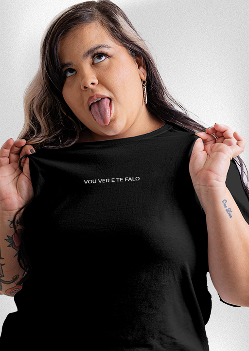 Camiseta Plus Size "Vou ver e te falo"